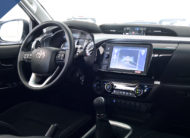 Toyota Hilux Manual 2.4L Gasóleo Branco